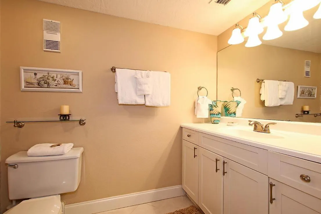 2063 Shoreline Towers - Beachfront Vacation Rental Destin 0*,